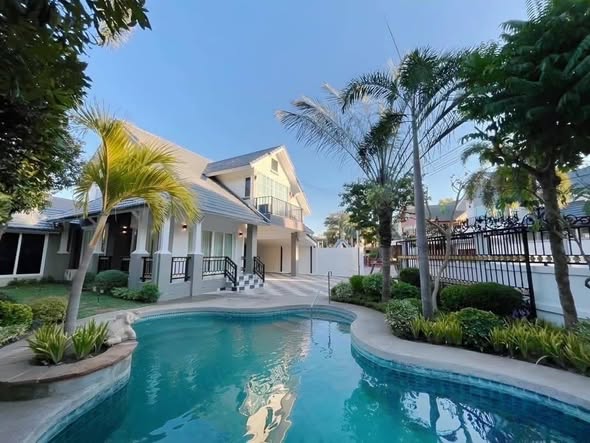Central Park 4 Pattaya for SALE