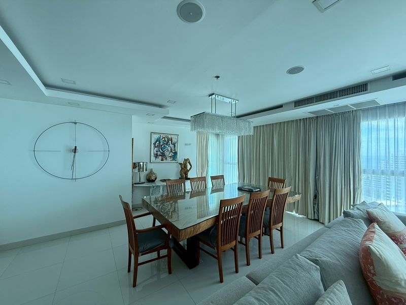 Cosy Beach View 2bdr Penthouse 236sqm for sale