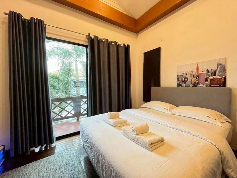 Pool Villa in Baan Natcha Village for sale