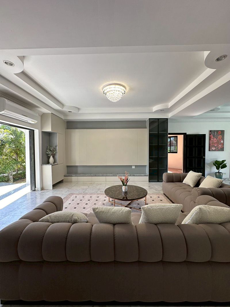 Paradise 5bdr Pool Villa