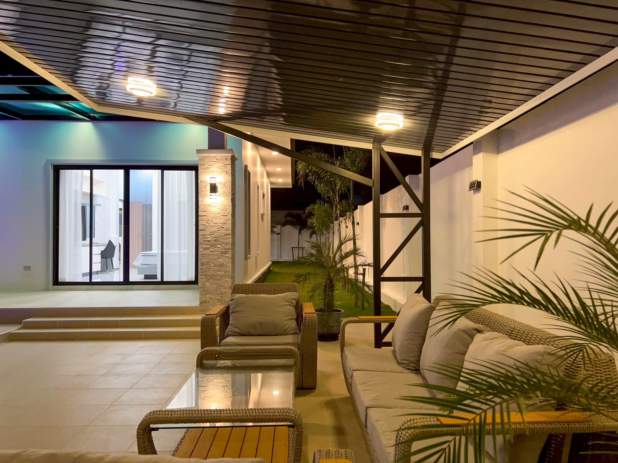 Luxury pool villa Brand new for sale